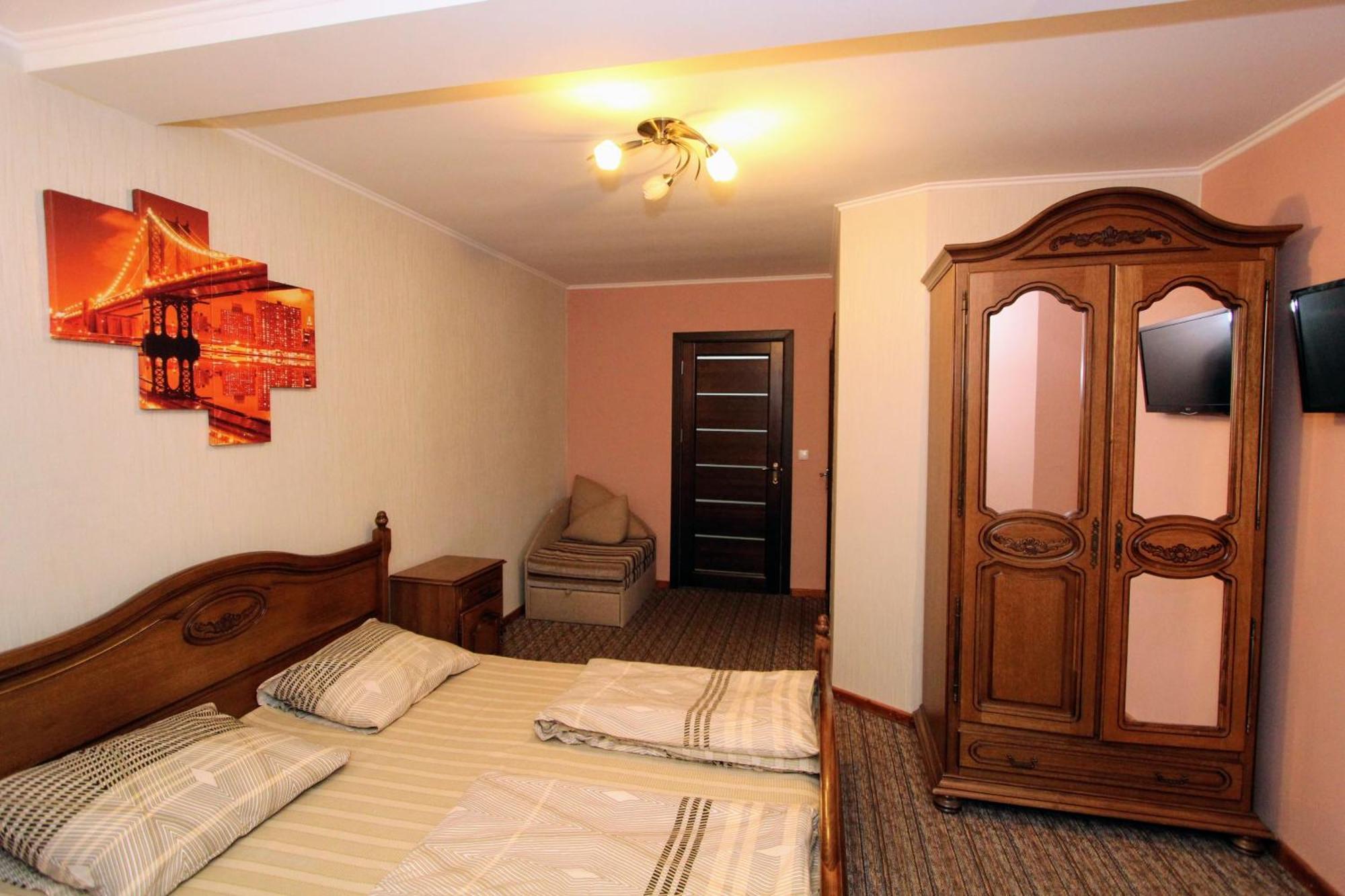 Затишний Міні-Готель "Rosky" Yasinya Room photo